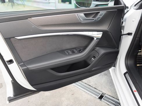 Used 2023 Audi S7 Prestige image 10