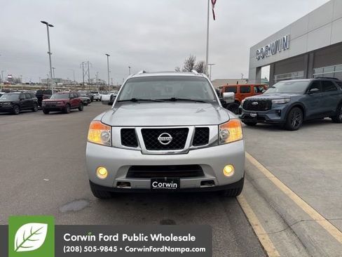 Used 2014 Nissan Armada SL w/ Moonroof Package image 2