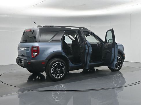 Used 2025 Ford Bronco Sport Outer Banks w/ Outer Banks Tech Package+ AWD/4WD image 6