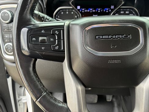 Used 2020 GMC Sierra 1500 Denali w/ Denali Ultimate Package AWD/4WD image 24