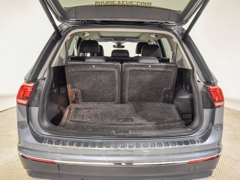 Used 2021 Volkswagen Tiguan SEL image 14