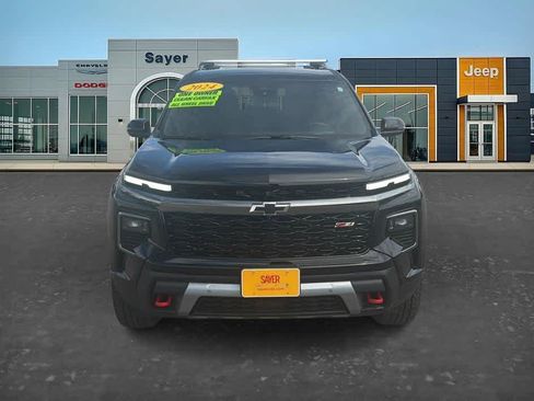 Used 2024 Chevrolet Traverse Z71 w/ Enhanced Driving Package AWD/4WD image 2
