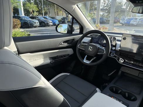 New 2026 Honda Prologue Touring image 15