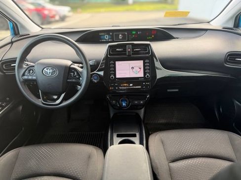Used 2022 Toyota Prius LE AWD/4WD image 23