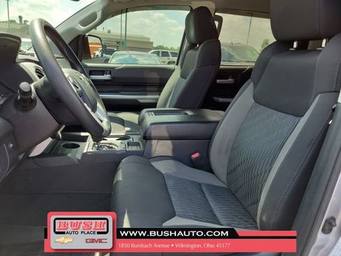 Used 2017 Toyota Tundra SR5 w/ SR5 Upgrade Package AWD/4WD image 15