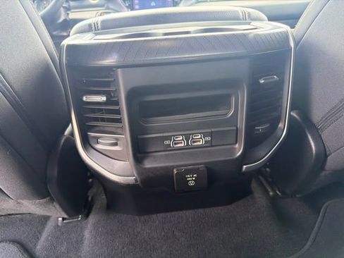 Used 2025 RAM 1500 Big Horn AWD/4WD image 22