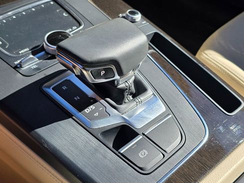 Used 2019 Audi Q5 2.0T Premium Plus w/ Premium Plus Package image 41