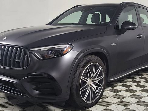 Used 2025 Mercedes-Benz GLC 63 AMG S w/ Driver Assistance Package image 4