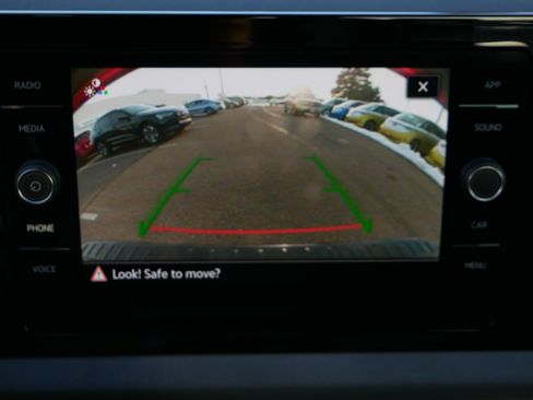 New 2026 Volkswagen Jetta SE image 10