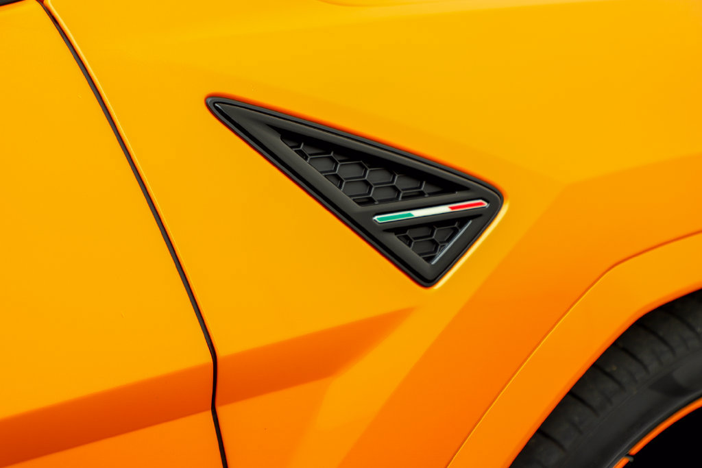 Used 2024 Lamborghini Urus S AWD/4WD image 75