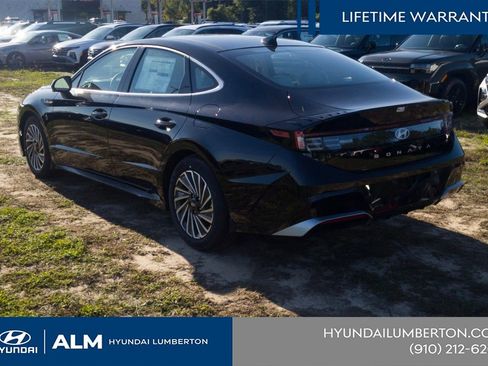 New 2026 Hyundai Sonata Limited FWD image 11