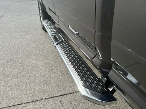 Used 2024 RAM 2500 Big Horn image 10