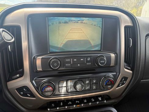 Used 2019 GMC Sierra 2500 Denali w/ Duramax Plus Package AWD/4WD image 20