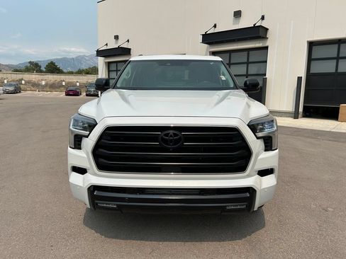 Used 2024 Toyota Sequoia Limited AWD/4WD image 5