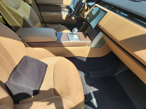 New 2026 Land Rover Range Rover SE AWD/4WD image 3