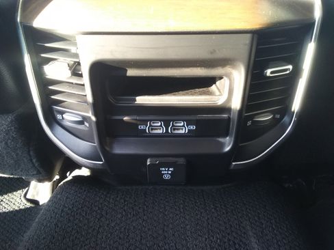 Used 2022 RAM 2500 Laramie image 11