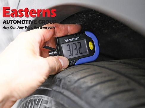 Used 2022 Volkswagen ID.4 Pro S w/ Gradient Package image 24