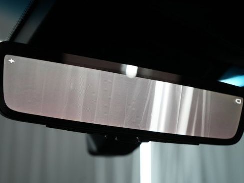 Used 2025 Lexus LX 700h F Sport image 25