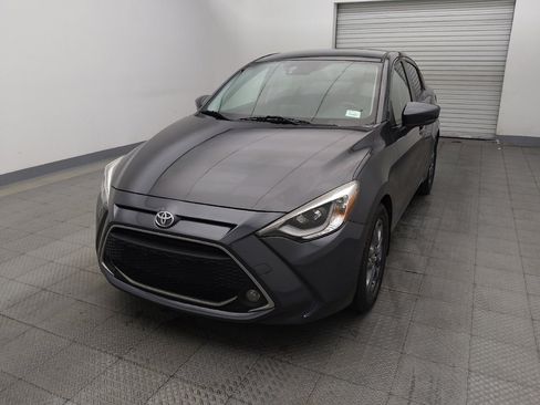 Used 2019 Toyota Yaris XLE FWD image 15