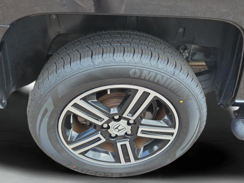 Used 2013 Honda Ridgeline Sport image 31