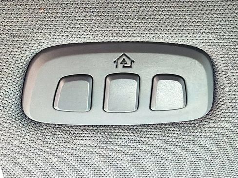 Used 2024 Ford Explorer Limited RWD image 12