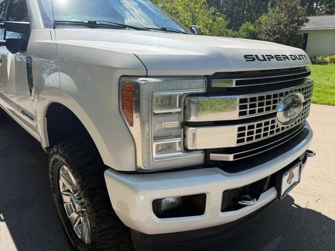 Used 2017 Ford F250 Platinum w/ Platinum Ultimate Package AWD/4WD image 59