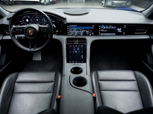 Used 2023 Porsche Taycan w/ Premium Package image 39