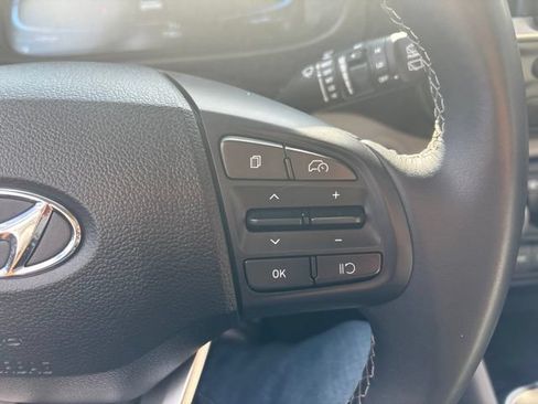 Used 2026 Hyundai Venue SEL FWD image 17