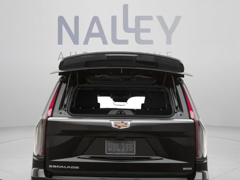 Used 2023 Cadillac Escalade Sport w/ LPO, ONYX Package RWD image 6