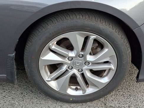 Certified 2019 Honda Accord LX image 8
