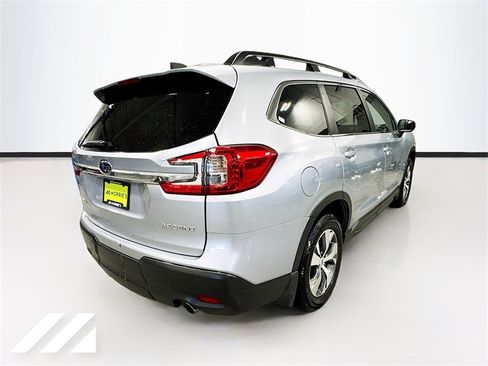 Certified 2023 Subaru Ascent Premium w/ Convenience Package image 5
