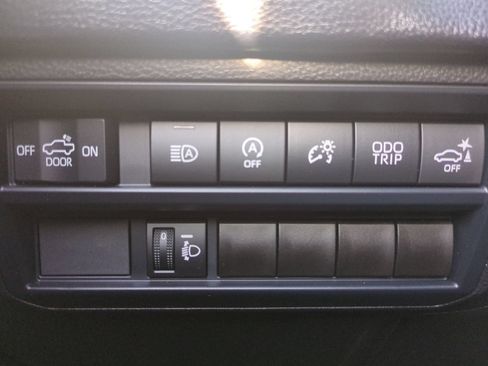 Certified 2026 Toyota Tundra SR5 AWD/4WD image 22