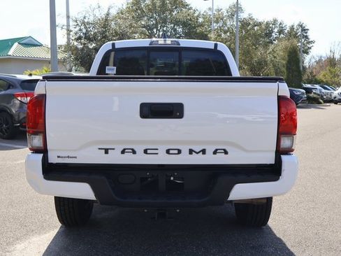 Used 2020 Toyota Tacoma SR image 7