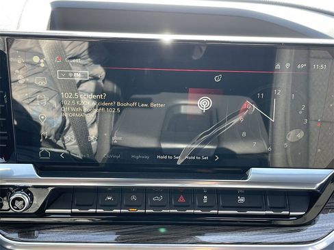 New 2026 GMC Sierra 1500 Elevation image 13