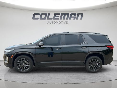 Used 2023 Chevrolet Traverse RS AWD/4WD image 2