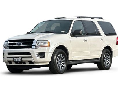 Used 2017 Ford Expedition XLT w/ Equipment Group 201A