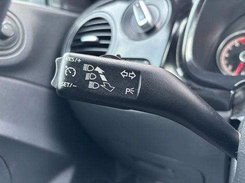 Used 2019 Volkswagen Beetle 2.0T S image 24