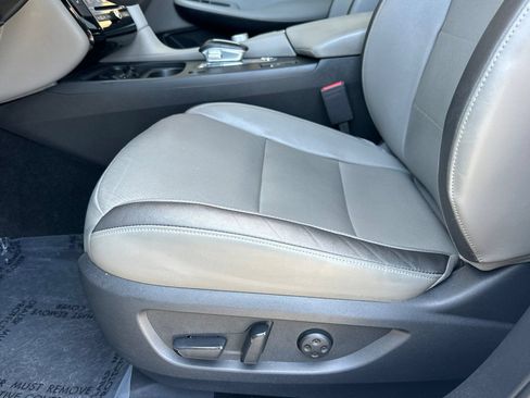 Used 2023 INFINITI QX50 Luxe FWD image 13