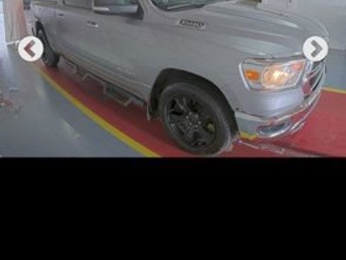 Used 2020 RAM 1500 Big Horn AWD/4WD image 4