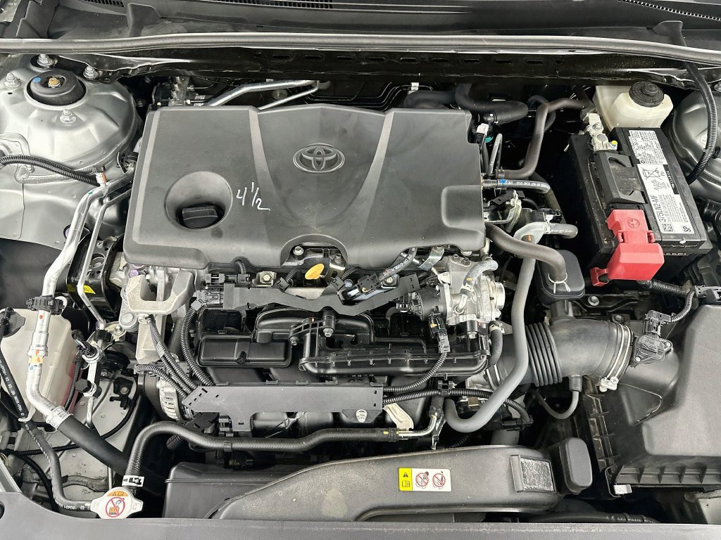 Used 2021 Toyota Camry XSE FWD image 31