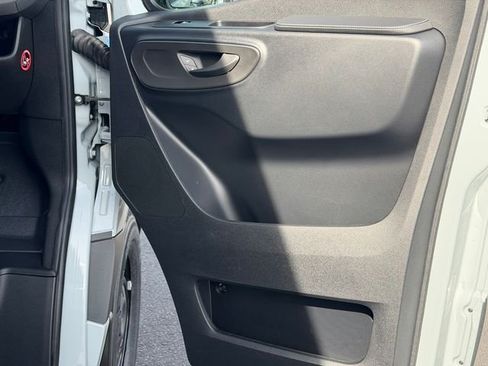 New 2026 Mercedes-Benz Sprinter 2500 image 27