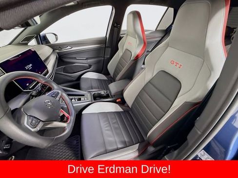 Used 2025 Volkswagen GTI SE FWD image 5