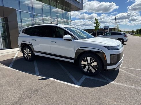 New 2026 Hyundai Ioniq 9 SEL image 7