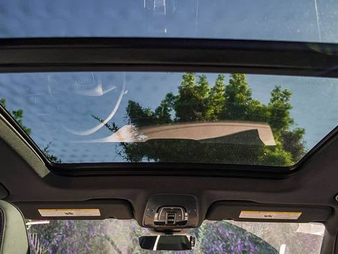 New 2026 Audi Q8 Premium Plus image 18