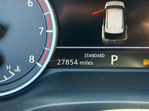 Used 2022 Nissan Rogue SV image 35