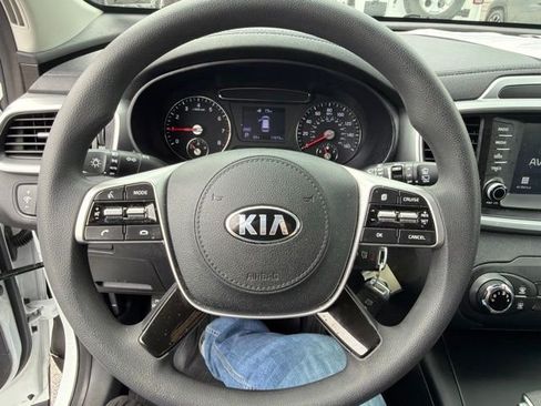 Used 2020 Kia Sorento L FWD image 14