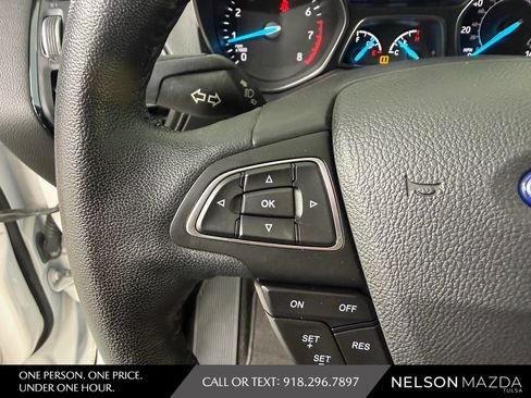 Used 2019 Ford Escape Titanium FWD image 24
