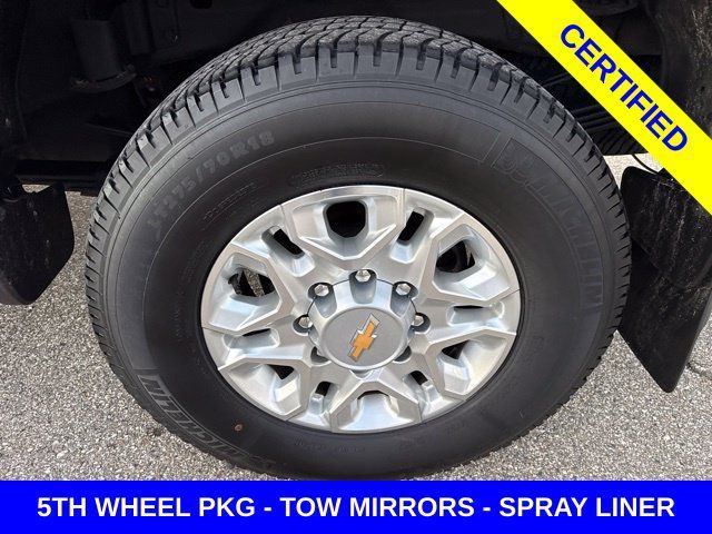 Used 2024 Chevrolet Silverado 3500 W/T AWD/4WD image 6