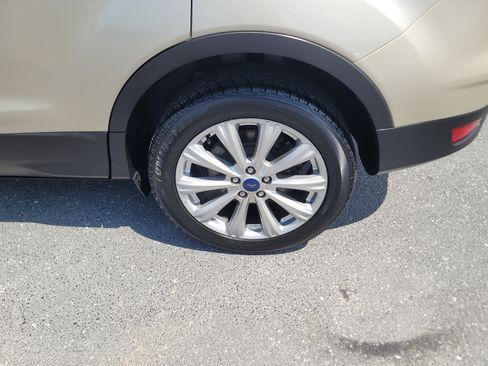 Used 2017 Ford Escape Titanium AWD/4WD image 11