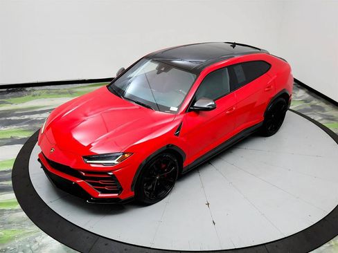 Used 2019 Lamborghini Urus AWD/4WD image 33